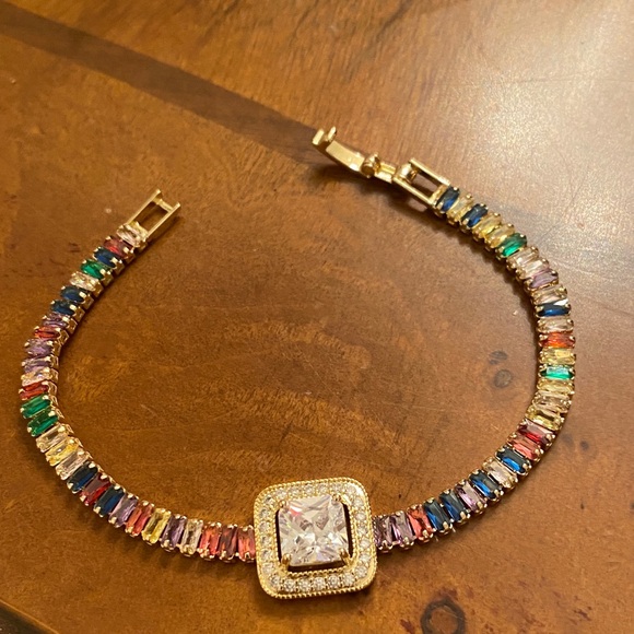Elegant Multicolor Gemstone Bracelet - Picture 2 of 3